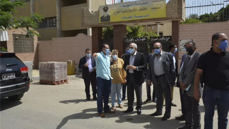جولات ميدانية لمحافظ الجيزة لمتابعة مشروعات تطوير المناطق الغير مخططة بالأحياء