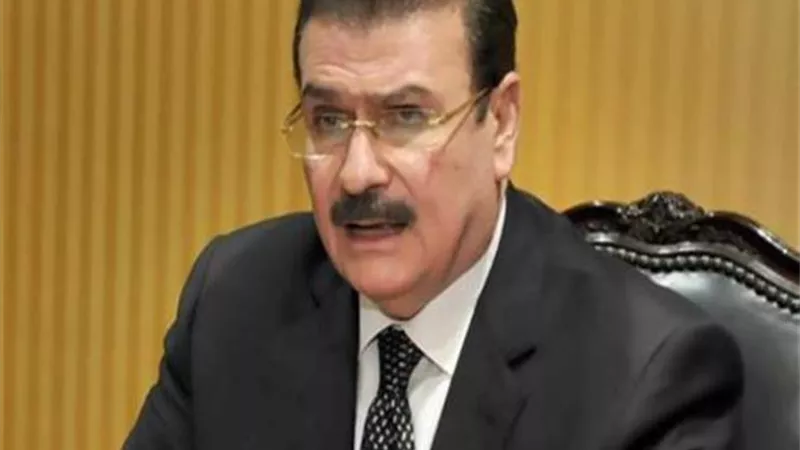 رسالة نقيب المهندسين من العزل المنزلى للجيش الابيض