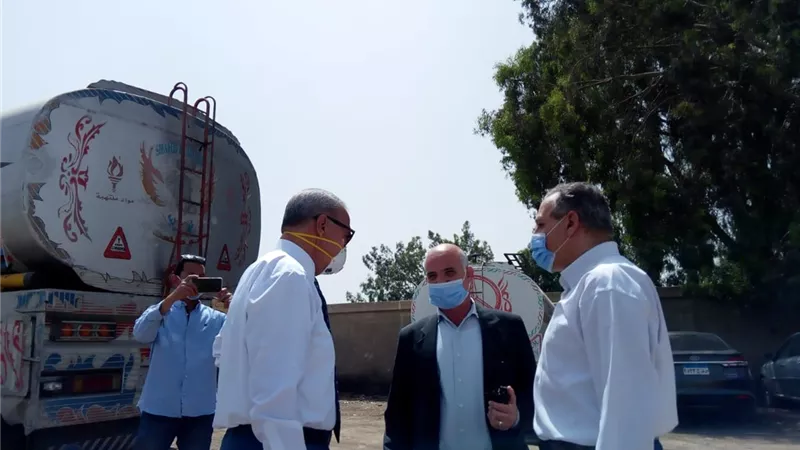 المحافظ يتابع اعمال تطوير طريق البترول وأعمال النظافة بشبرا الخيمة
