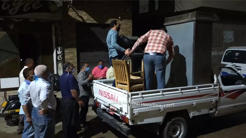 غلق محلات مخالفه لقرارات الحظر ببنى سويف