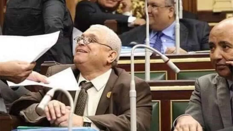 امين المصريين الأحرار بأسيوط يتقدم باقتراح للحكومة حول صرف الأدوية بـ