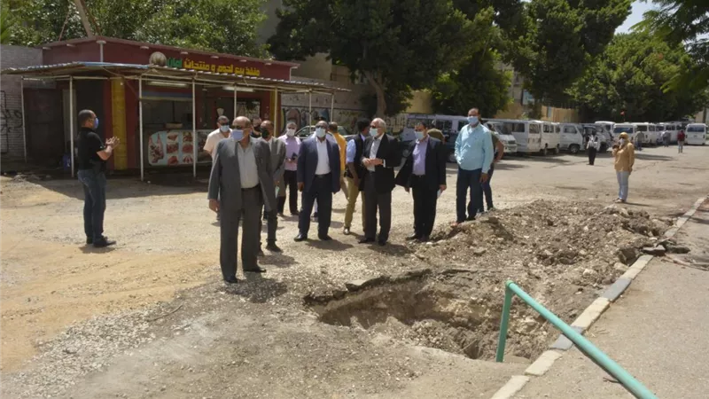 جولات ميدانية لمحافظ الجيزة لمتابعة مشروعات تطوير المناطق الغير مخططة بالأحياء
