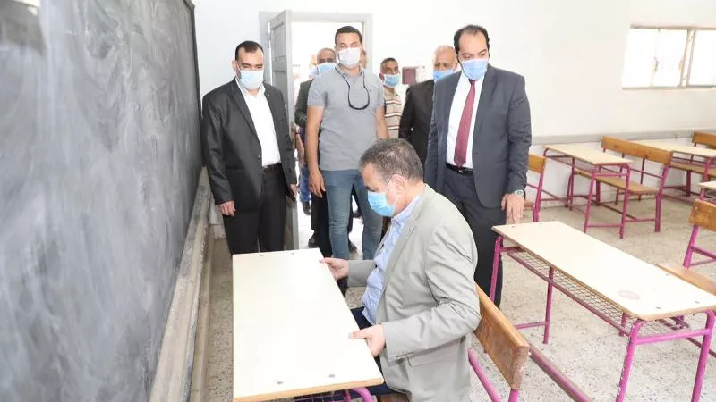 محافظ المنوفية : يتفقد تجهيز لجان الإمتحانات للثانوية العامة .. ويؤكد سيارة إسعاف بكل إدارة تعليمية للتعامل الفورى مع حالات الطوارئ