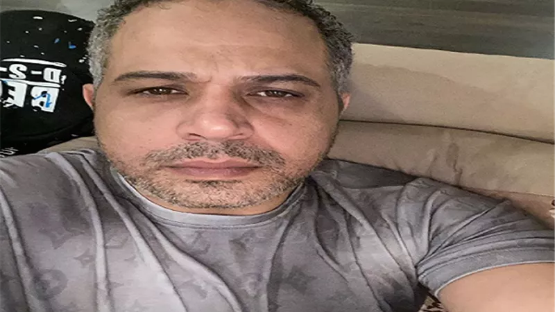من كواليس كورونا.. أول صورة لمصطفى درويش بعد إعلانه إصابته بالفيروس