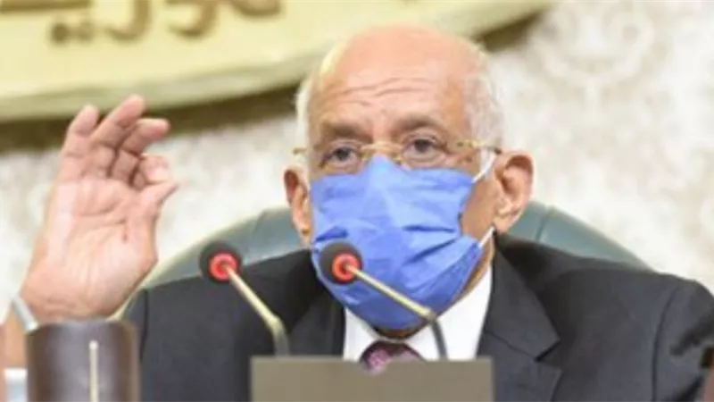 انفوجراف ... رئيس البرلمان يوجه رسائل للحكومة والشارع المصرى خلال جلسات 