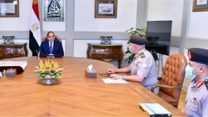 الرئيس السيسي يوجه بالتوسع في المساحات الخضراء بالعاصمة الإدارية لتوفير حياة بيئية وصحية أفضل للمواطنين
