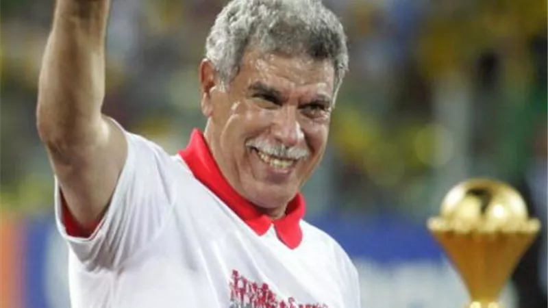 مرتضى منصور يعاتب حسن شحاتة بسبب عيد ميلاده