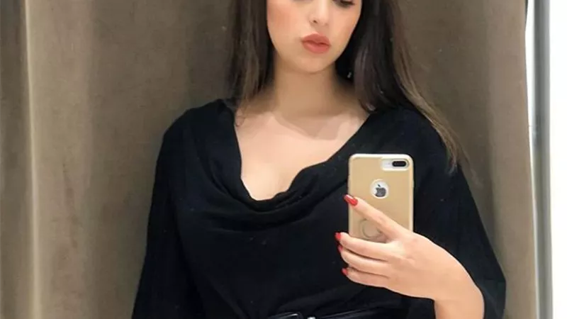 ميرنا جميل تتألق عبر انستجرام بإطلالة جديدة