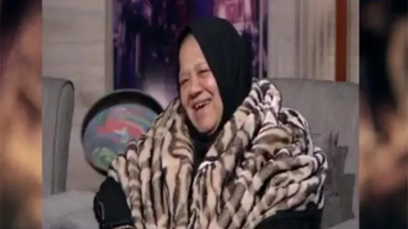 الليلة.. النهار تعيد اذاعة اخر لقاء لماما سناء بواحد من الناس مع عمرو الليثي
