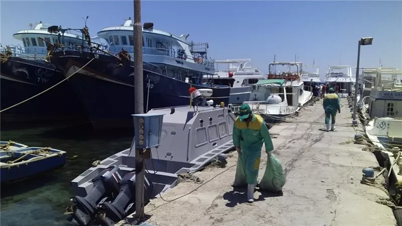5 طن مخلفات حملة تنظيف قاع البحر الأحمراليوم بمشاركة هيبكا والمحميات وغرفة الغوص وتستمر لنهاية يونيه