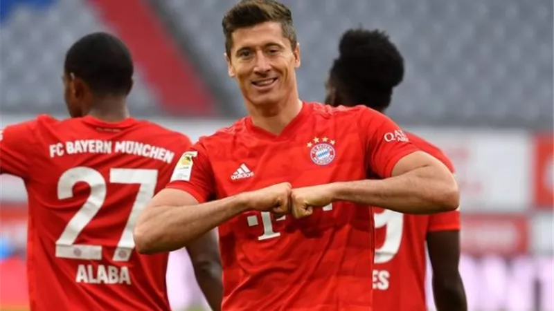 ليفاندوفسكي يحقق رقما قياسيا جديدا ويقود البايرن للفوز على فرايبورج