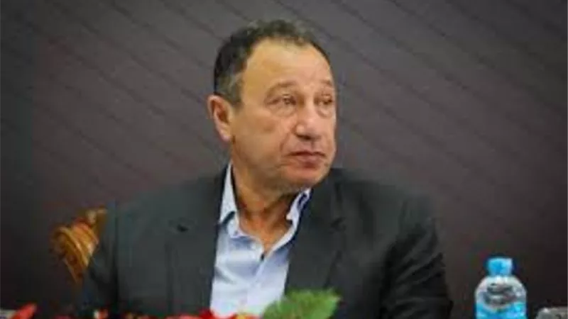 قرار جديد من الاهلى بشأن عاشور وفتحى واكرامى