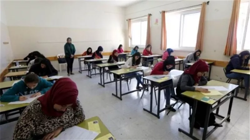 تداول اسئلة واجوبة امتحان اللغة العربية للثانوية العامة على صفحات الغش