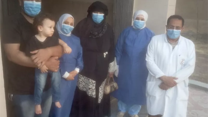 باجمالى ١٢٦٣ متعافى خروج ٧١ حالة شفاء جديدة بينهم طفل من مستشفيات عزل الشرقية
