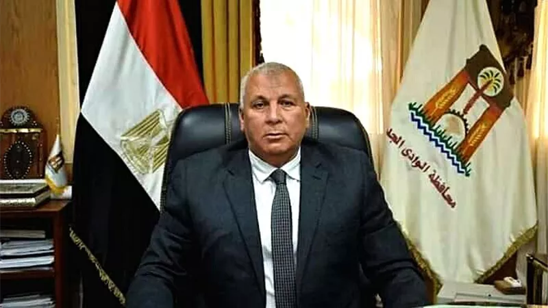 تخصيص وسائل نقل يومية لطلاب الوادى الجديد بجامعة أسيوط