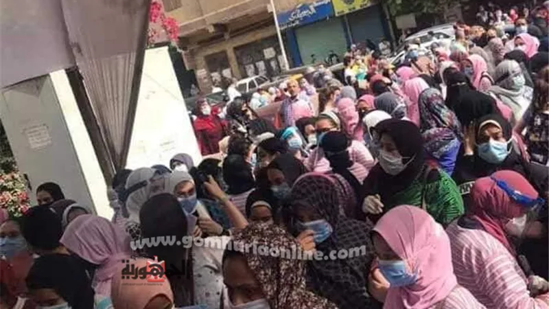 تعرف علي أسباب الزحام المفاجئ امام لجان الثانوية بعد انتهاء الامتحان بالمنوفية