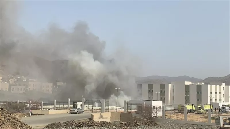 السعودية.. اندلاع حريق داخل مستشفى المخواة الجديد