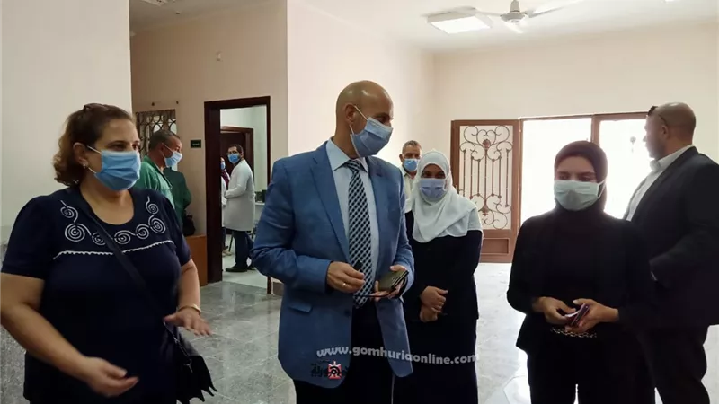 بالصور.. وكيل وزارة الصحة يتفقد مركز فرز العاشر من رمضان ويوجه بتشغيله التجريبى