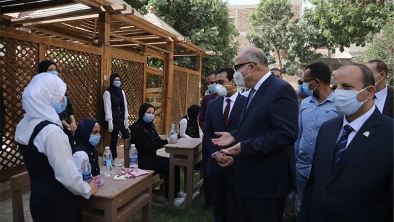 إحالة رئيس لجنة الثانوية بنات بقنا للتحقيق