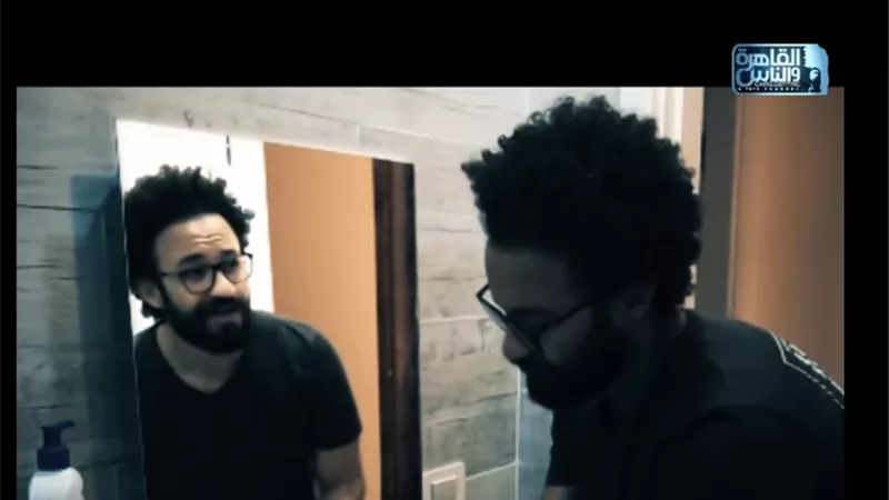 مذيع 