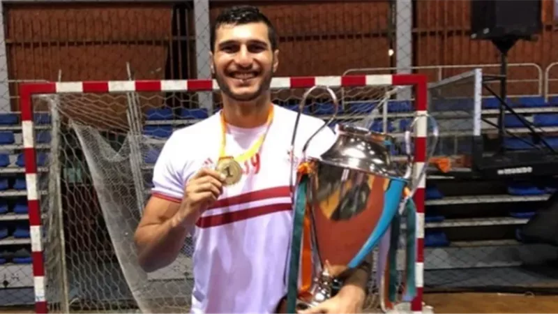 الزمالك يجدد عقد نجم فريق اليد.. موسمين
