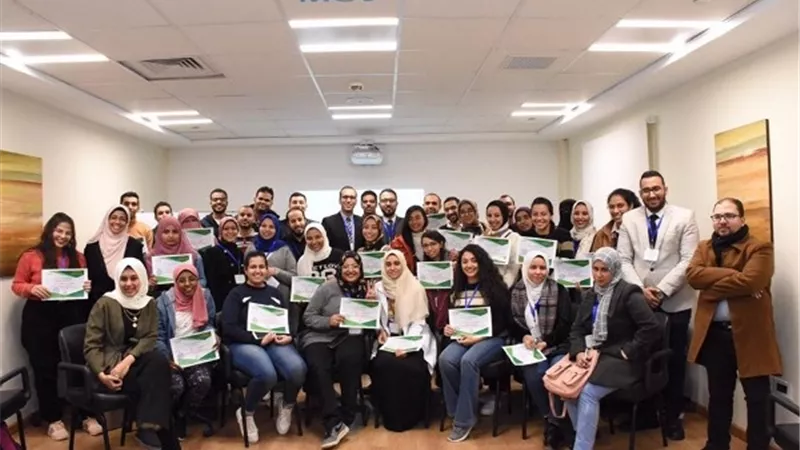 40 صيدلى بقسم الصيدلية الإكلينيكية بمستشفى الأورام بالأقصر
