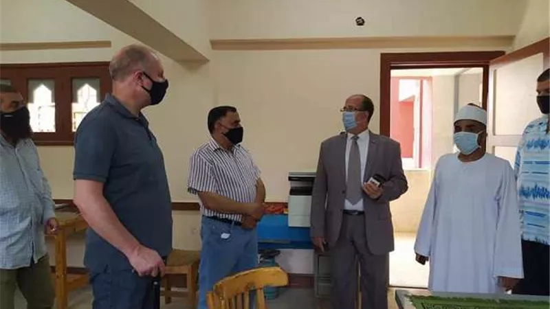 الثانوية الأزهرية في الإسماعيلية . متابعات و إجراءات إحترازية .صور