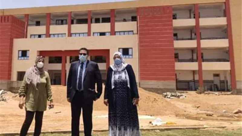 وكيل تعليم جنوب سيناء يتفقد الأعمال الإنشائية بالمدرسة المصرية اليابانية بشرم الشيخ
