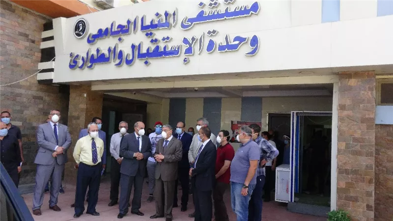 محافظ المنيا ورئيس الجامعة يتفقدان