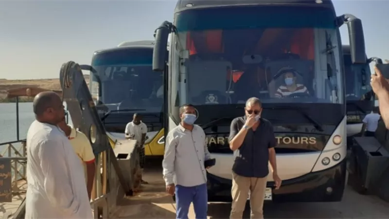 وزيرة الهجرة : بدء تحرك 800 مصرى عالق بالسودان فى طريقهم الى مصر