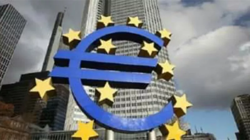نائب رئيس المركزى الأوروبى يحذر من خطورة استئناف النشاط