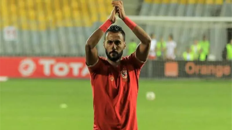 نجم الأهلي: مستحيل عاشور يروح الزمالك