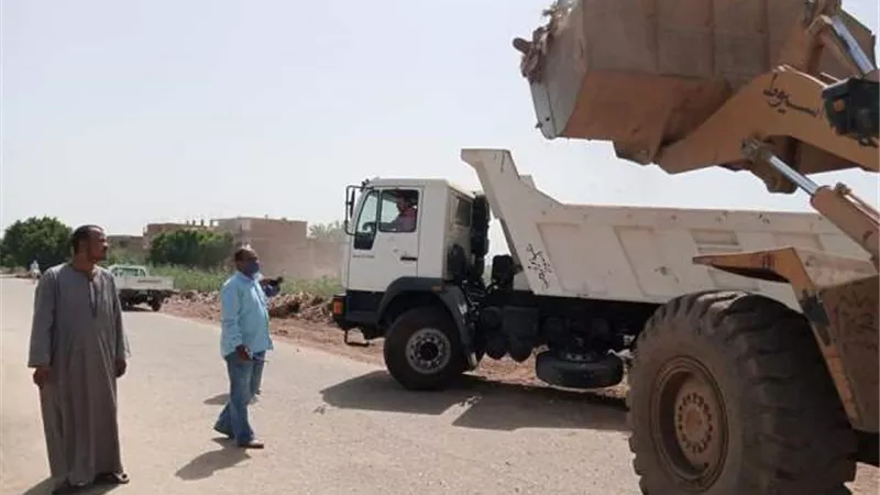 حملات مكثفة لتطهير وتعقيم قرى مركز اسيوط