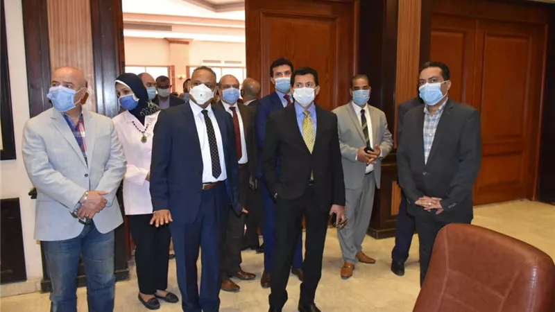 وزيرالرياضة ورئيس أكاديمة البحث العلمى يطلقان الحاضنة الأولى لريادة الاعمال بمركز شباب الجزيرة