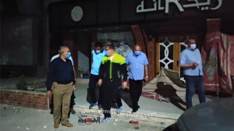 محافظ الشرقية يطلب حصر الإعلانات واللوحات واللافتات وتقنين اوضاعها وازالة المخالف منها
