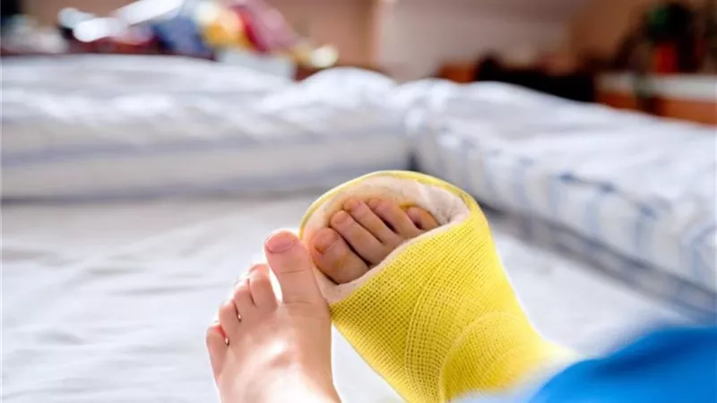 4 أطعمة تحمى طفلك من هشاشة العظام