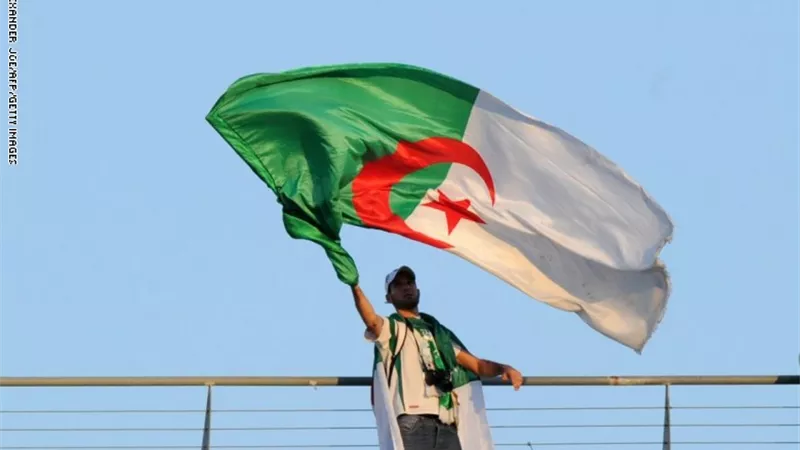الحكومة الجزائرية تسقط إجبارية اجتياز امتحان شهادة التعليم المتوسط