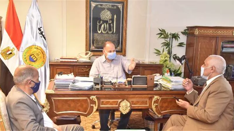 محافظ أسيوط يوجه بتشديد متابعة امتحانات الثانوية العامة