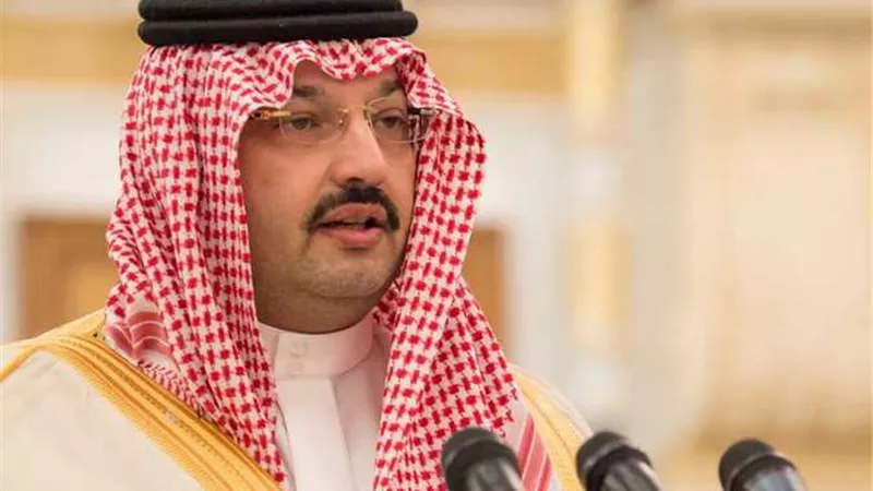 بعد 60 عاماً من الخلاف.. أمير عسير بالسعودية يرعى صلحاً بين أسرتين متخاصمتين