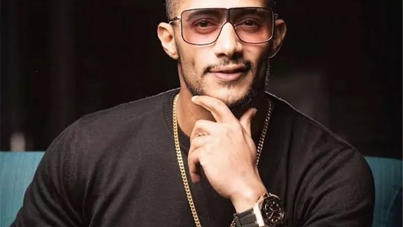 محمد رمضان برفقة زوجتة يشعلان السوشيال ميديا.. شاهد