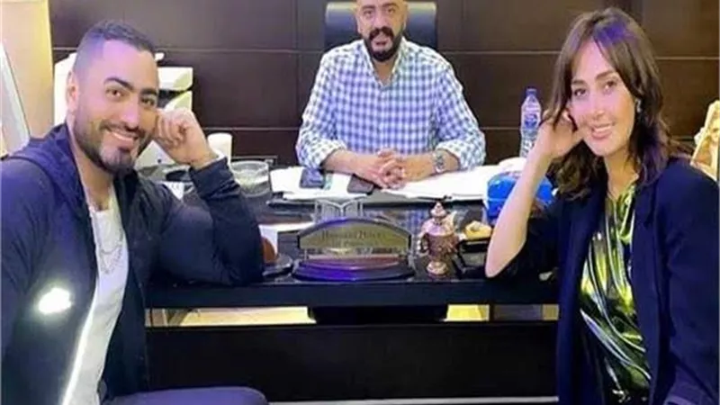 حلا شيحة تروج لفيلمها الجديد مع تامر حسنى