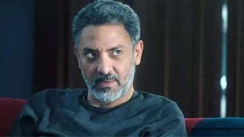 تعليق نارى من فتحى عبد الوهاب على فتح المقاهى يوم السبت