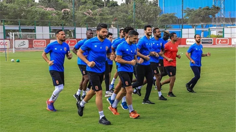 سيزا يقود تدريبات لاعبى الاهلى
