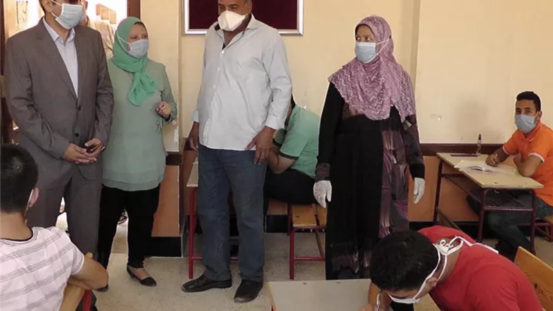 نائب محافظ الغربية يتفقد لجان الثانوية بكفر الزيات وبسيون-صور