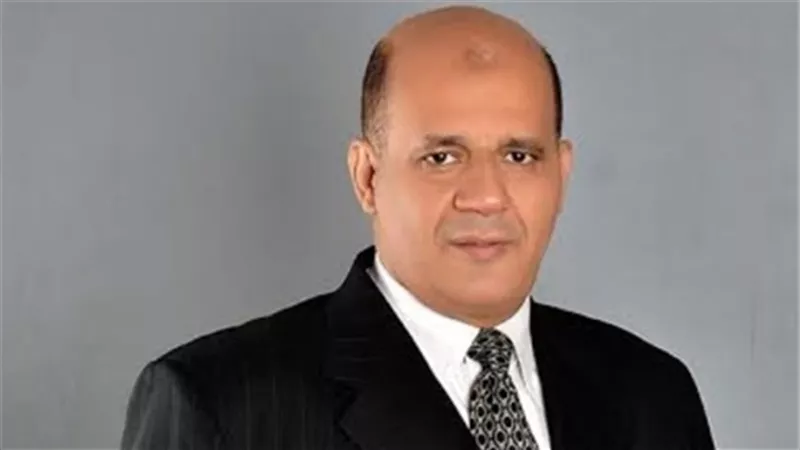 النائب طارق متولي: مواقع التواصل الاجتماعي أصبحت بابا للاتجار في أسطوانات الأكسجين وسحبها من الأسواق