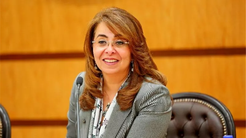 غادة والى: 9 آلاف موقع جنسى ظهر مع كورونا لاستغلال الأطفال جنسيا والاتجار بالبشر