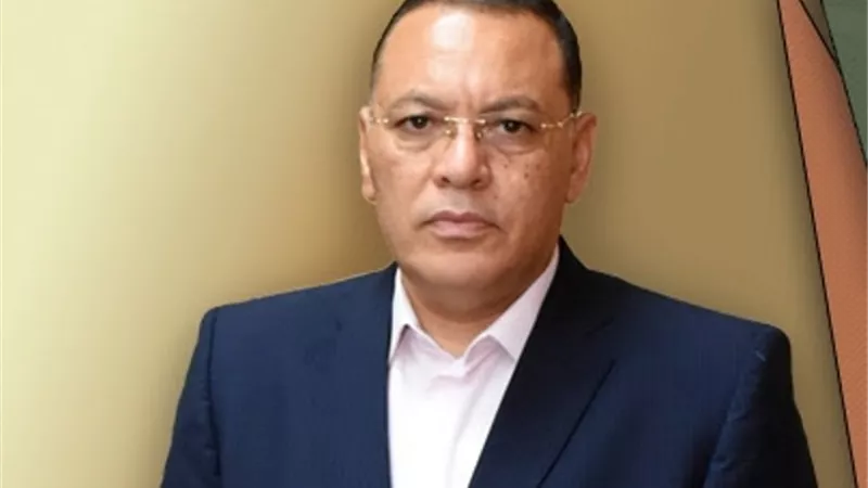 محافظ الشرقية يرصد أحداث اليوم الثانى من امتحانات الثانوية بكافة لجان المحافظة
