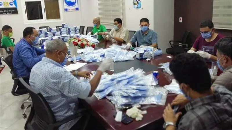 مستقبل وطن بدر يوزع 10 آلاف كمامة على المواطنين والطلاب مجاناً..بالفيديو والصور