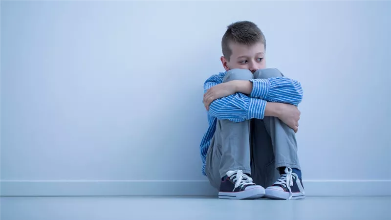 احذر... إدمان الاطفال للإنترنت يصيب بالتوحد
