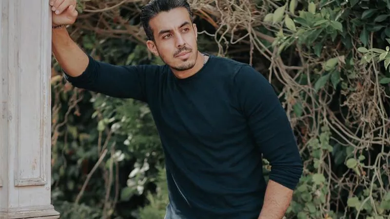 الفنان محمد خضير ينتهي من تسجيل أغنية أنا مرايتي ويهديها لمتحدي الإعاقة